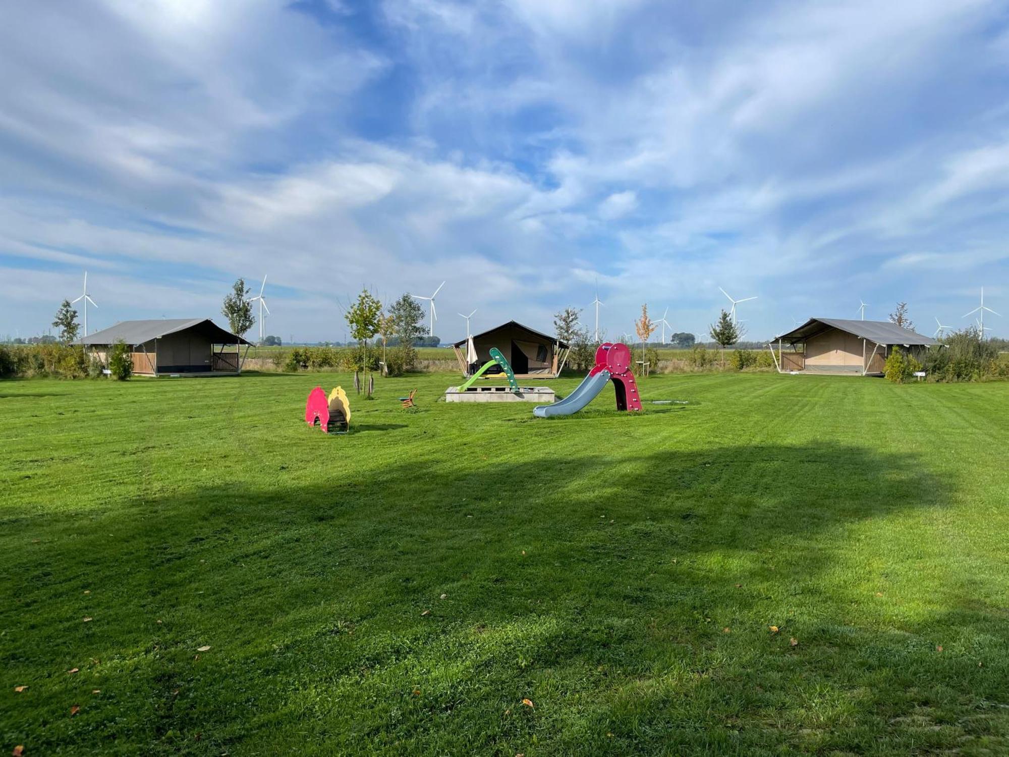 Boerderijcamping De Hinde Dronten Exterior photo